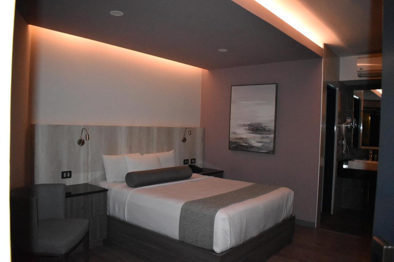 Hotel Frontiere Тихуана Екстериор снимка