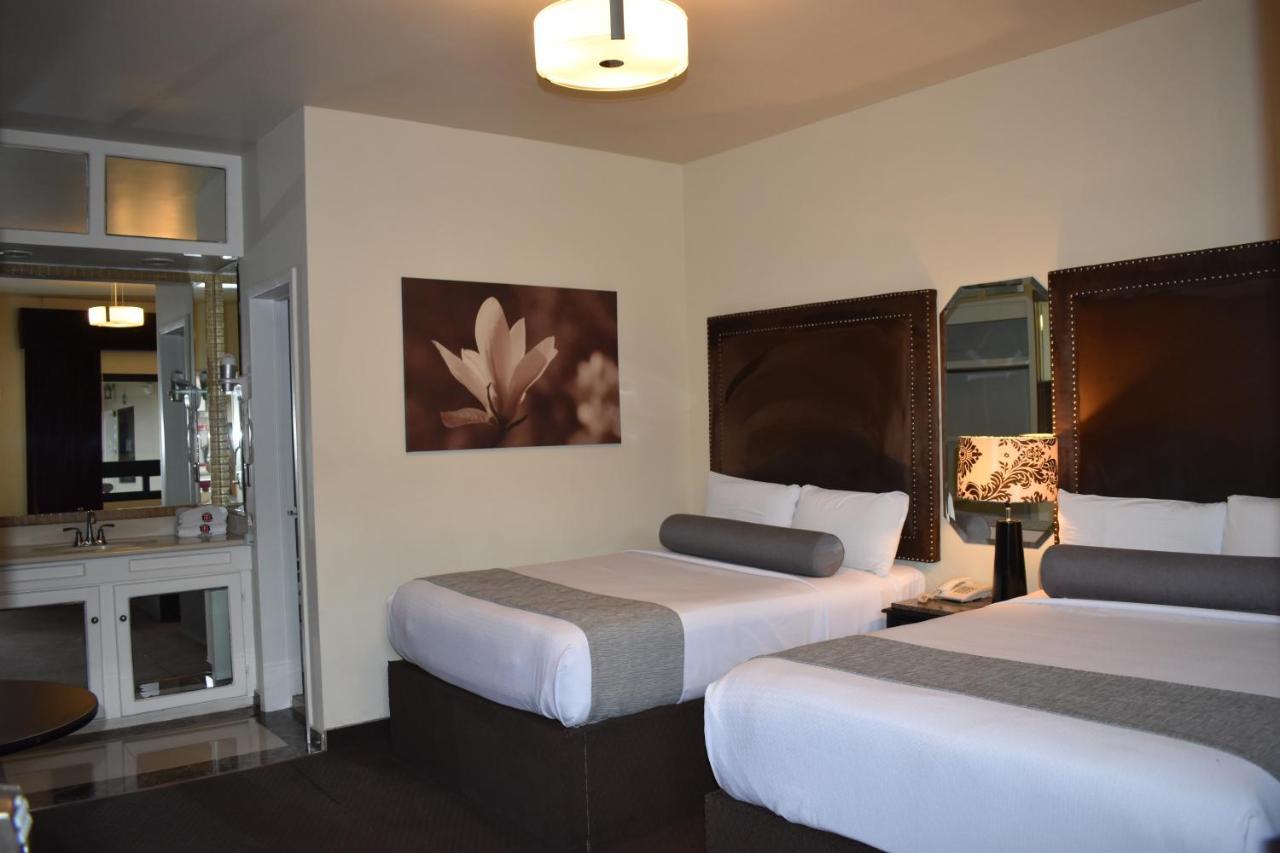 Hotel Frontiere Тихуана Екстериор снимка