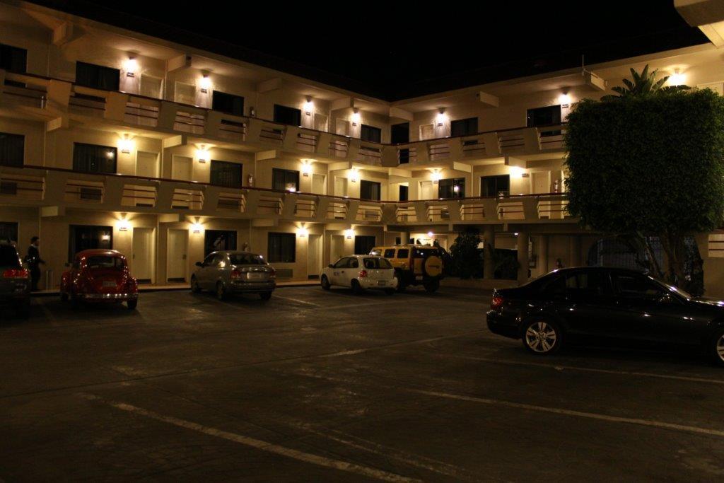 Hotel Frontiere Тихуана Екстериор снимка